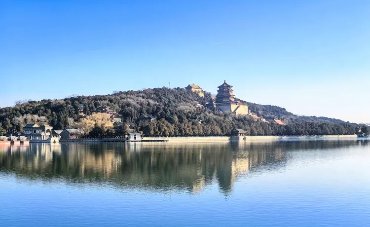  新春北京游园掠影（之一）颐园春韵