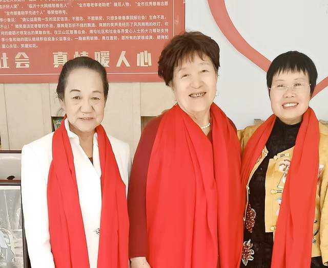 沂蒙女雷锋.五十抒怀